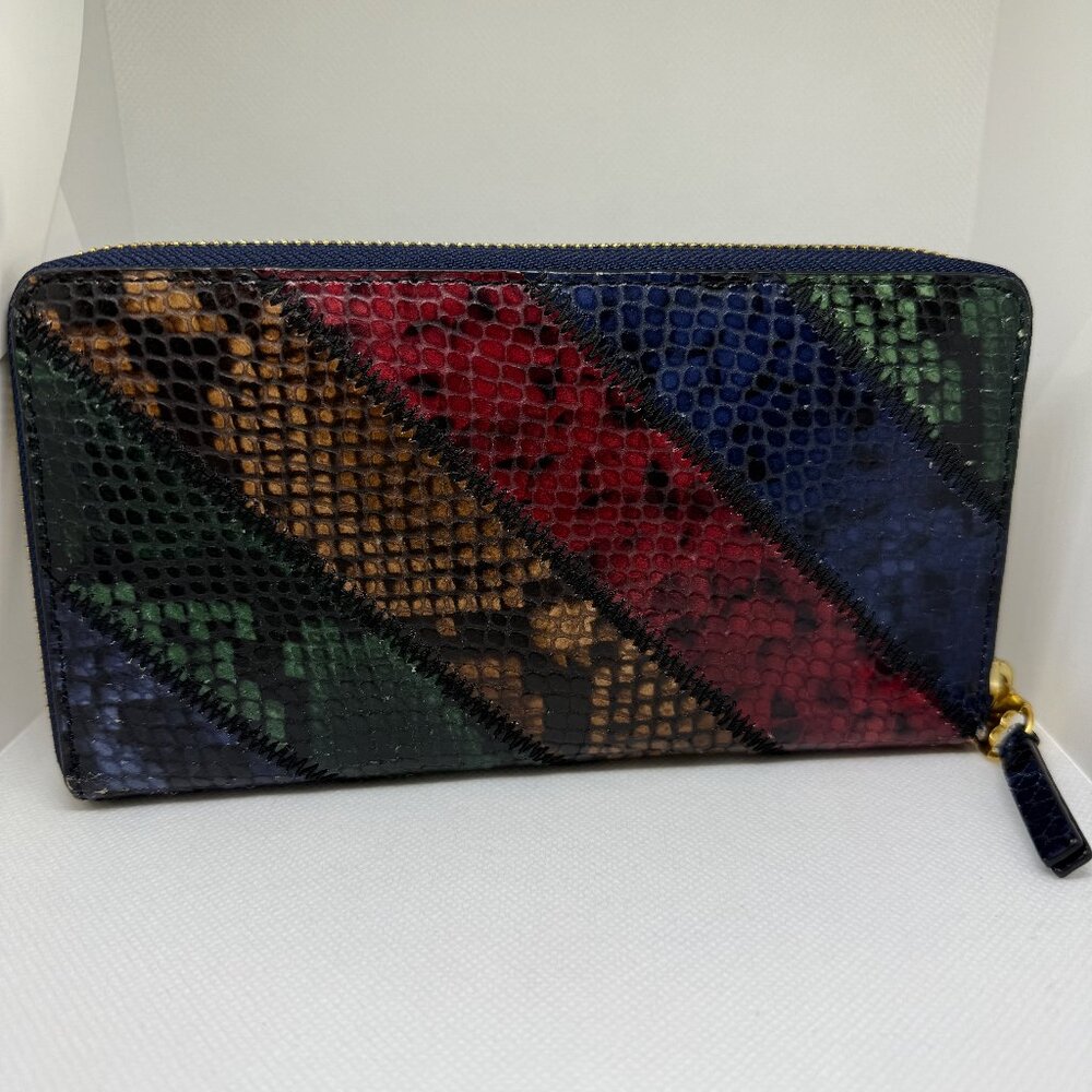 👜 Tory Burch Gemini Link Embossed Zip Continental Wallet